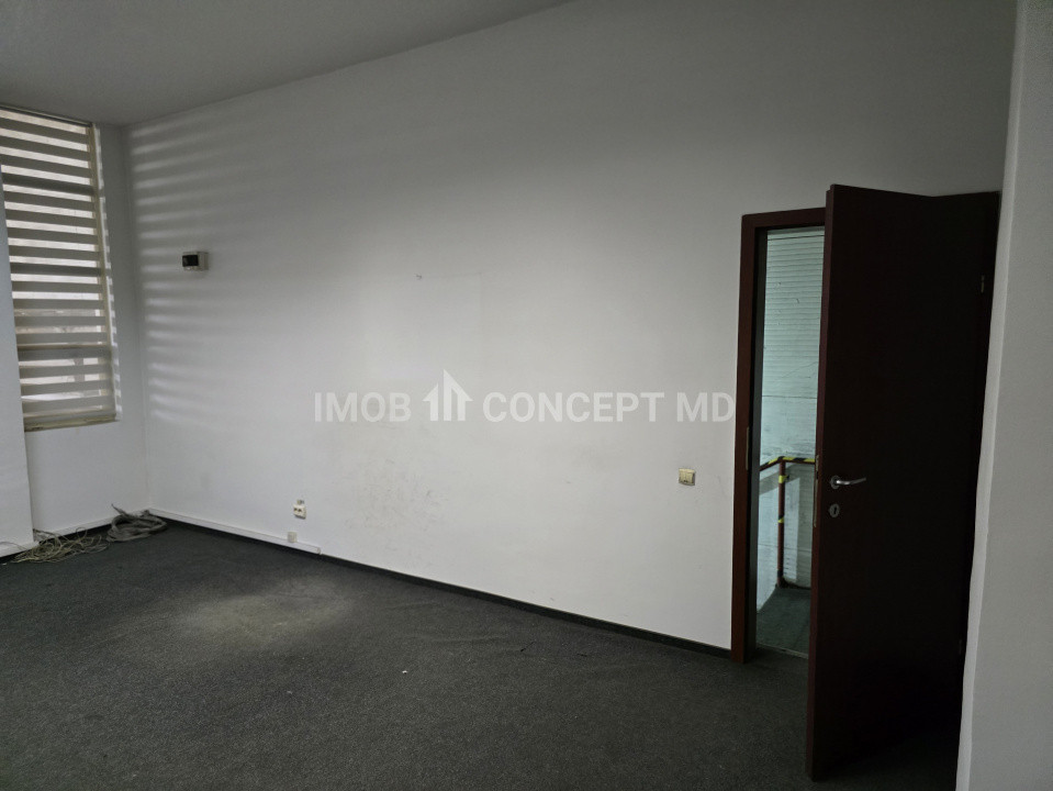 Inchiriere  Hala industriala 2500 mp, birouri 400 mp, teren 6477mp zona Xenia 