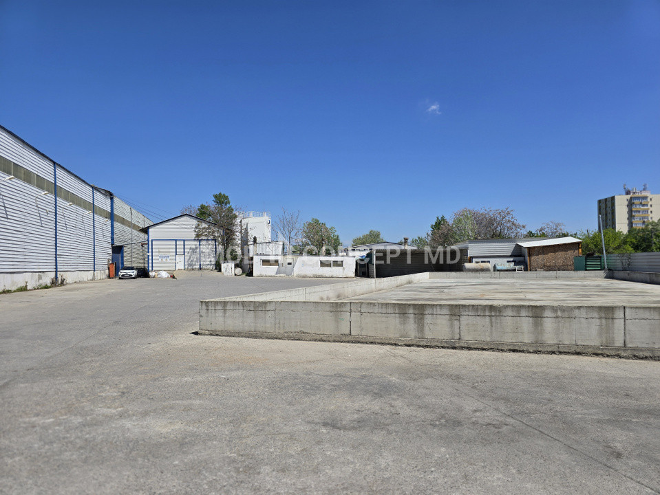 Inchiriere  Hala industriala 2500 mp, birouri 400 mp, teren 6477mp zona Xenia 