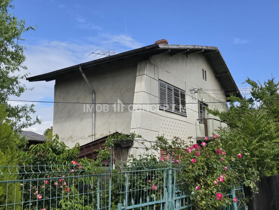 Vanzare Casa cu 3 camere in zona Mihai Bravu