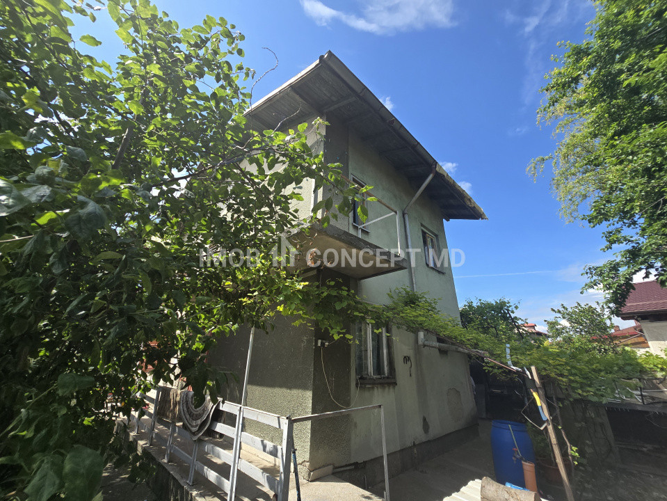 Vanzare Casa cu 3 camere in zona Mihai Bravu