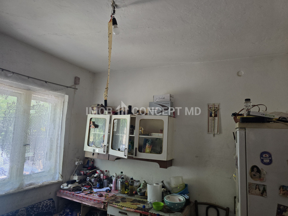 Vanzare Casa cu 3 camere in zona Mihai Bravu