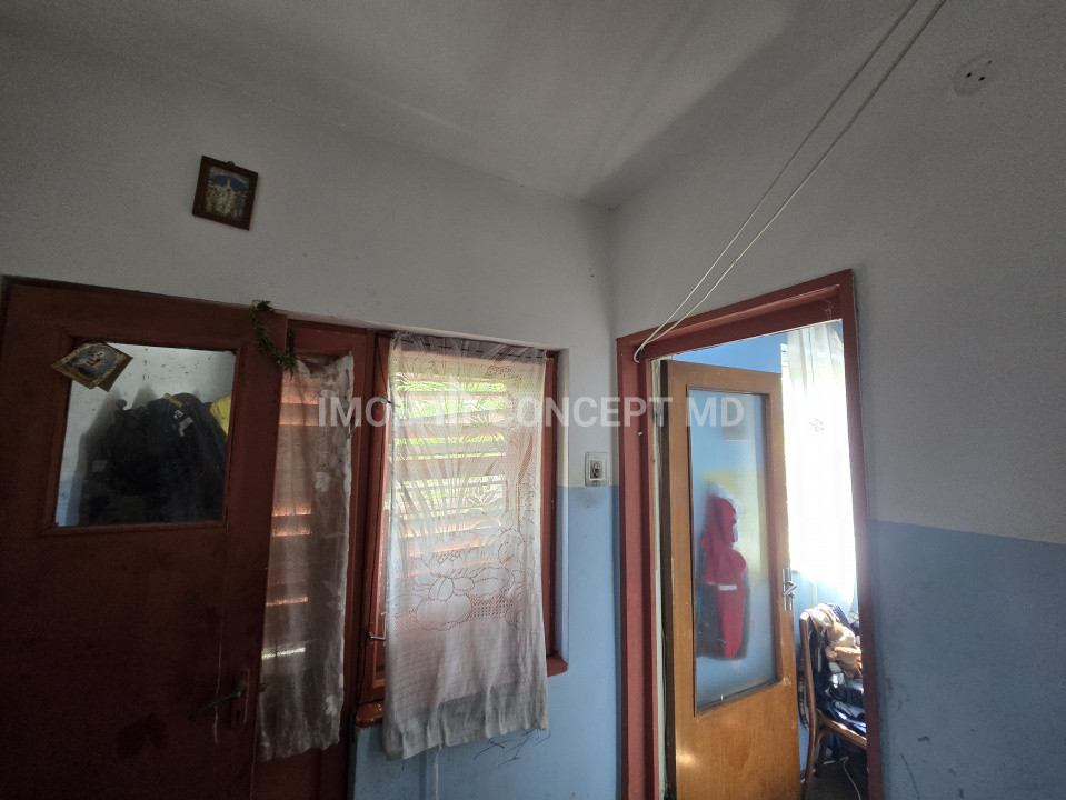 Vanzare Casa cu 3 camere in zona Mihai Bravu