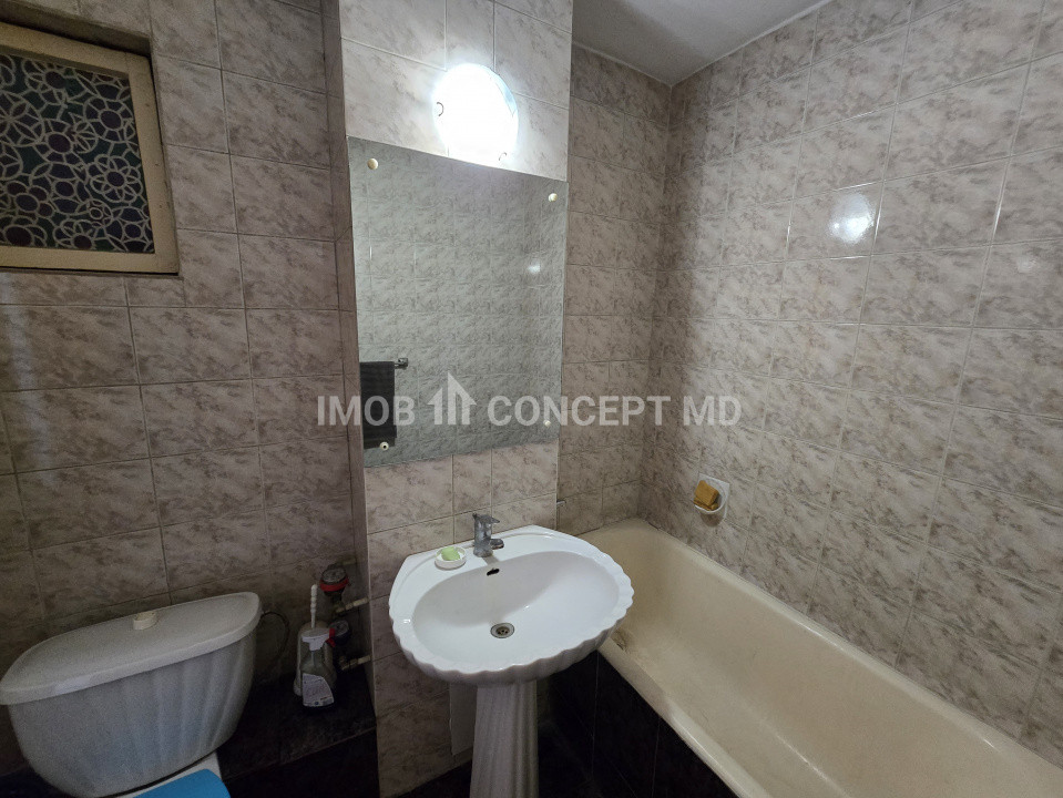 INCHIRIERE apartament 2 camere in zona Republicii-Pta M. Viteazul