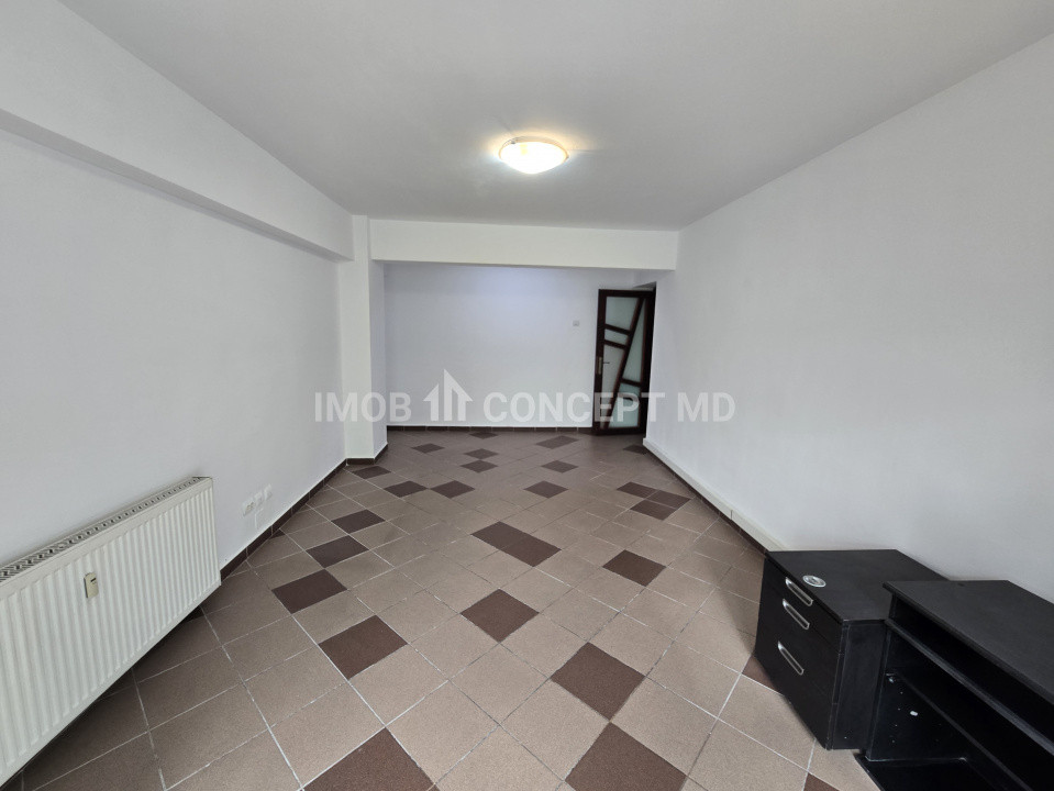 INCHIRIERE APARTAMENT 3 CAMERE in zona Centrala