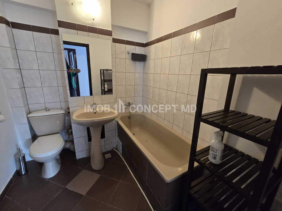 INCHIRIERE APARTAMENT 3 CAMERE in zona Centrala