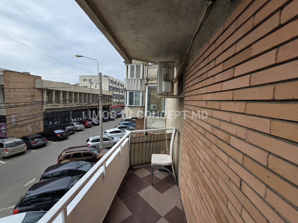 INCHIRIERE APARTAMENT 3 CAMERE in zona Centrala
