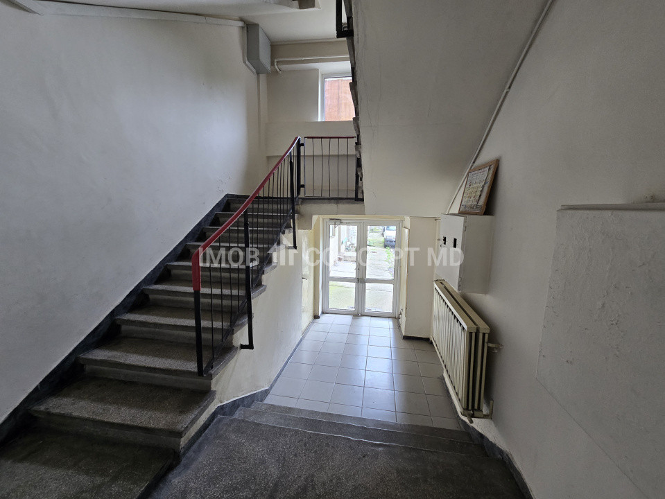 INCHIRIERE APARTAMENT 3 CAMERE in zona Centrala