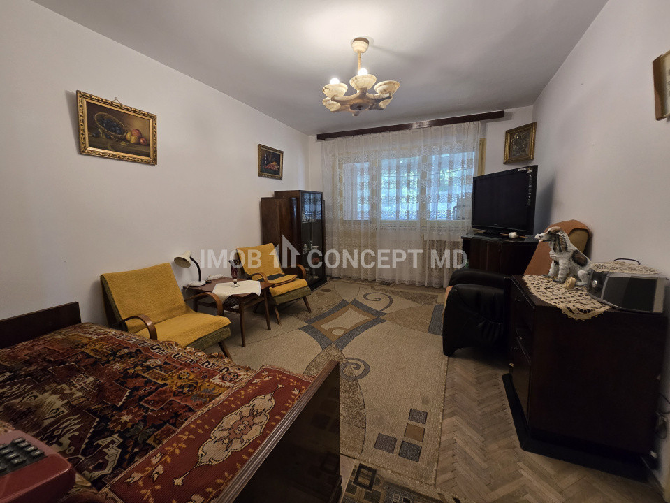 VANZARE APARTAMENT 2 CAMERE IN ZONA SUD-BOBALNA