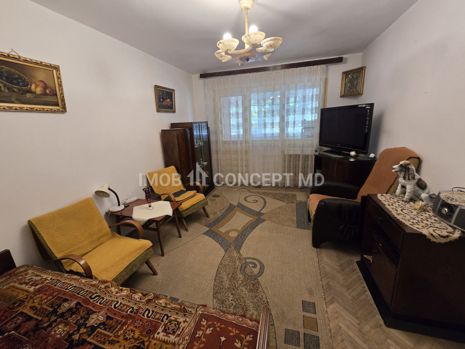 VANZARE APARTAMENT 2 CAMERE IN ZONA SUD-BOBALNA