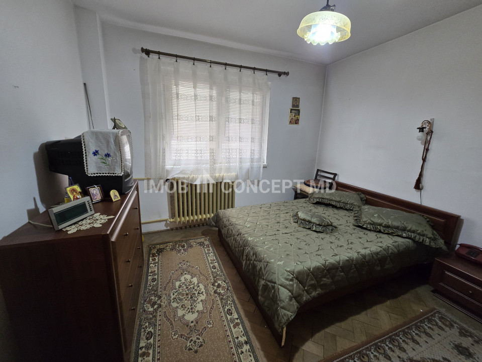 VANZARE APARTAMENT 2 CAMERE IN ZONA SUD-BOBALNA