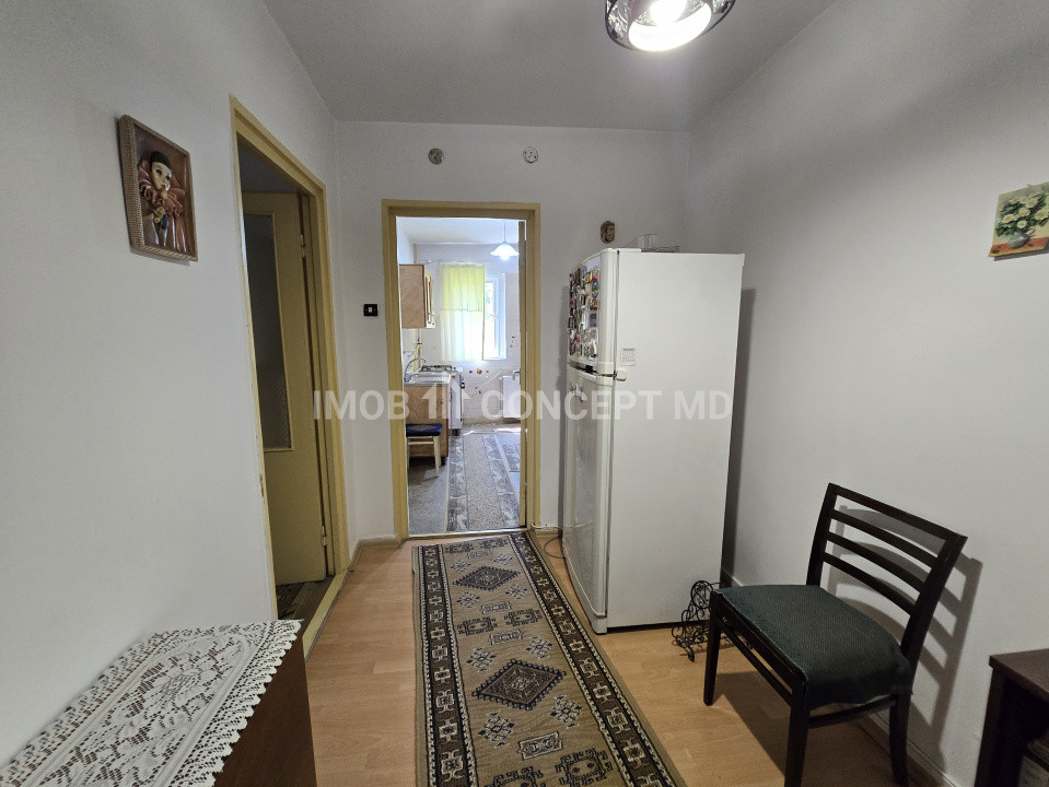 VANZARE APARTAMENT 2 CAMERE IN ZONA SUD-BOBALNA