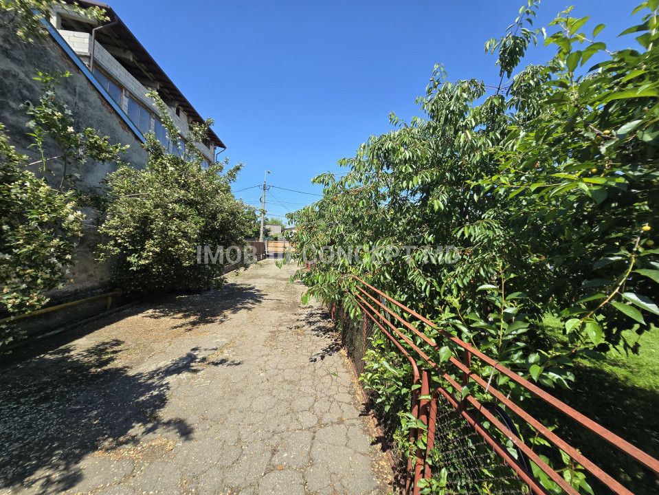 VANZARE TEREN INTRAVILAN,  1965mp,  in Ploiesti, Strada Valeni