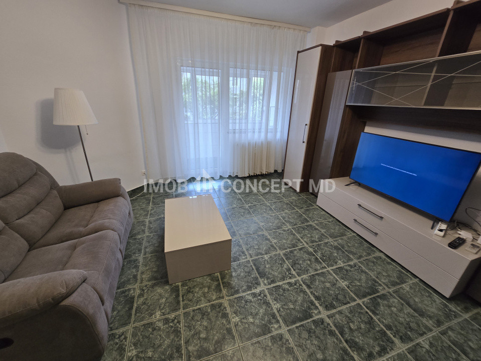 INCHIRIERE Apartament 3 camere  in zona Ultracentrala