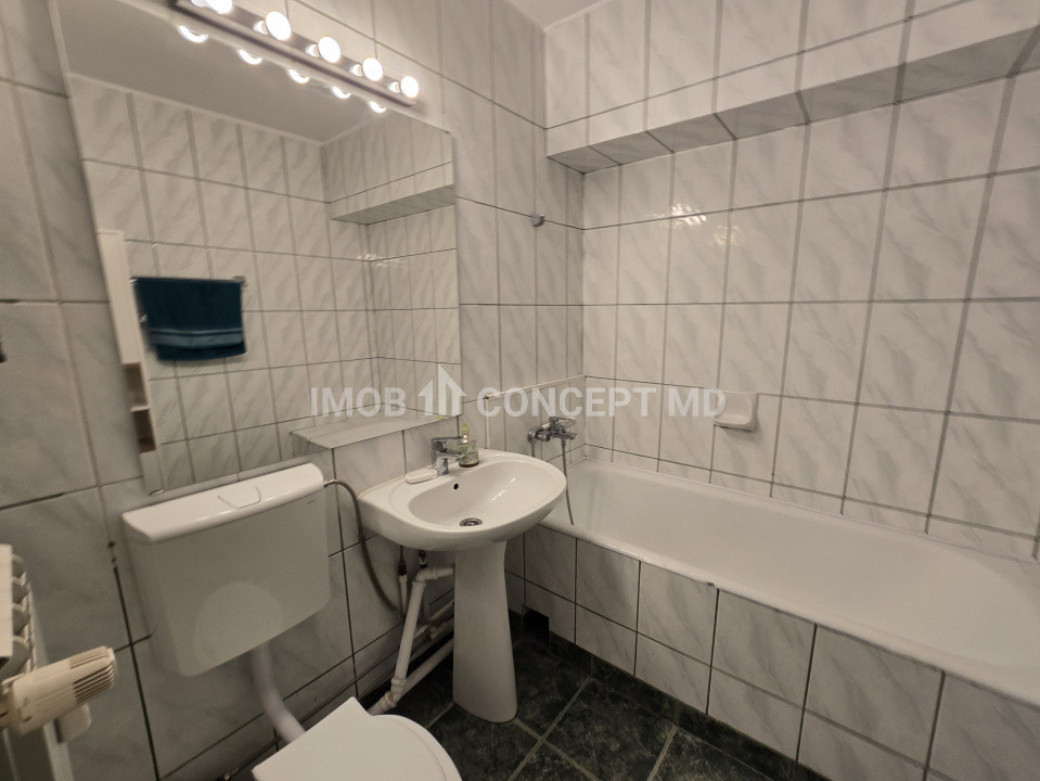 INCHIRIERE Apartament 3 camere  in zona Ultracentrala