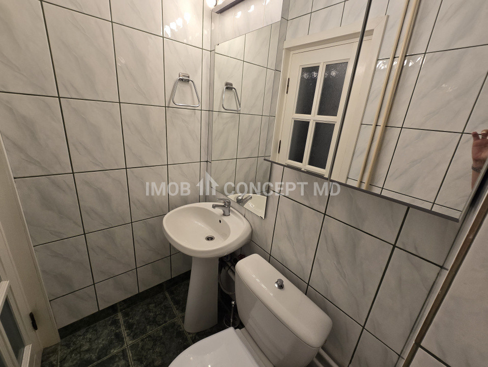 INCHIRIERE Apartament 3 camere  in zona Ultracentrala
