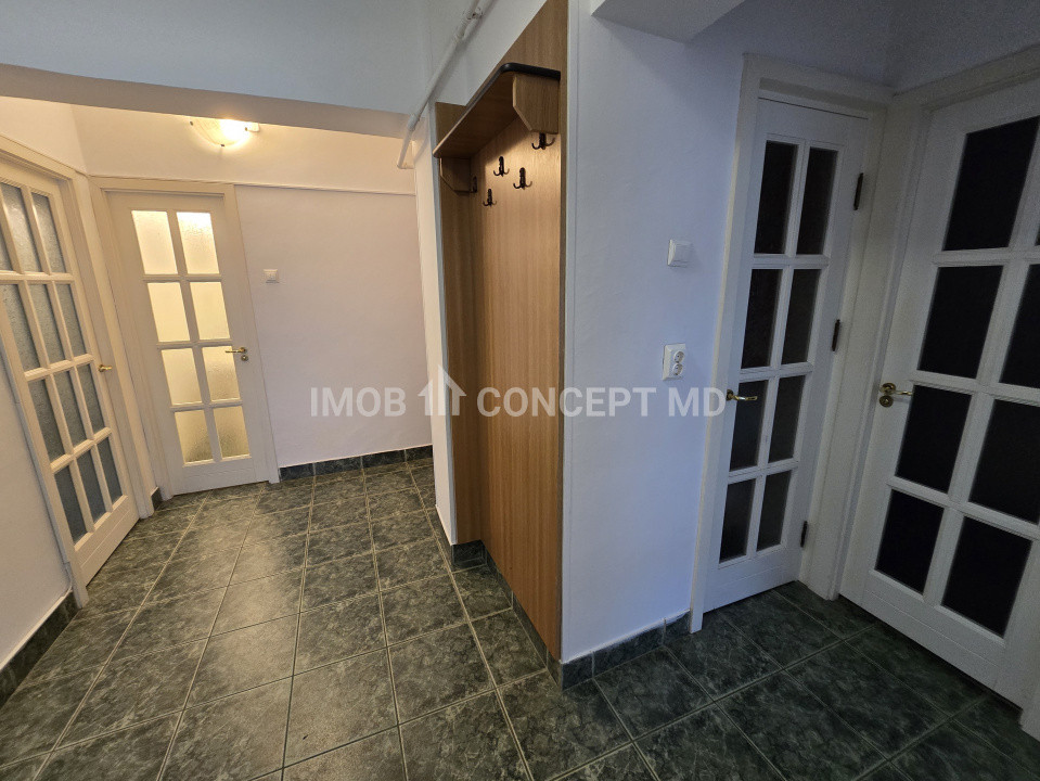INCHIRIERE Apartament 3 camere  in zona Ultracentrala