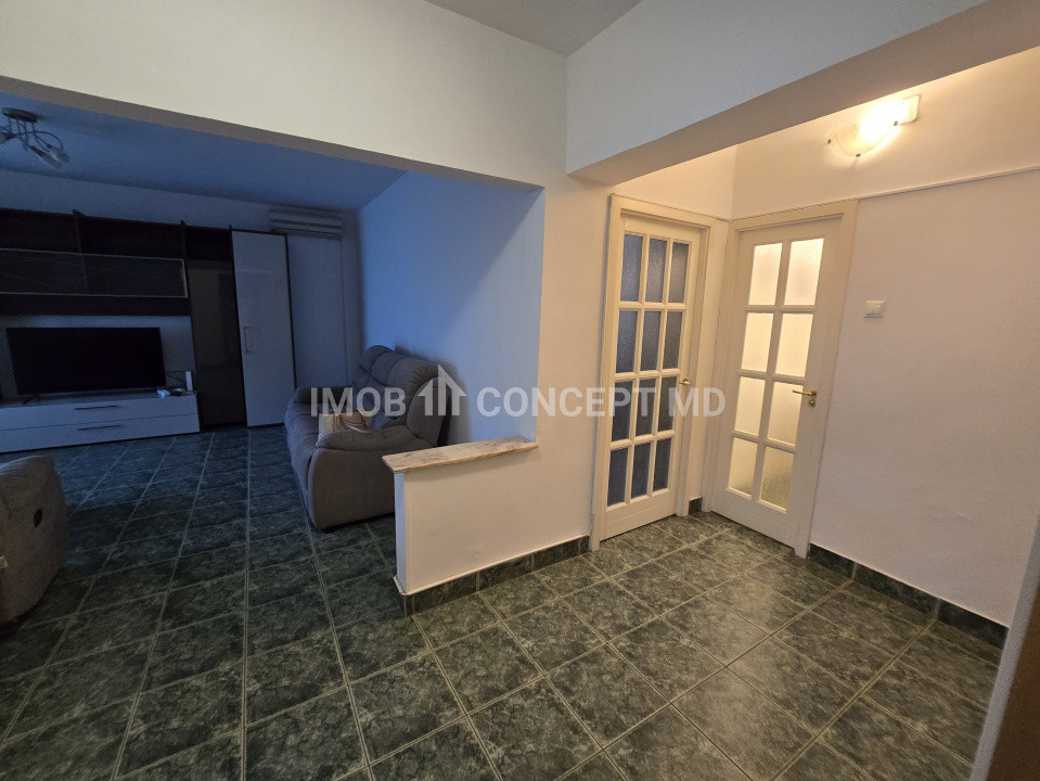 INCHIRIERE Apartament 3 camere  in zona Ultracentrala