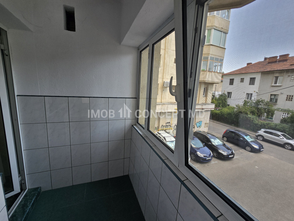 INCHIRIERE Apartament 3 camere  in zona Ultracentrala