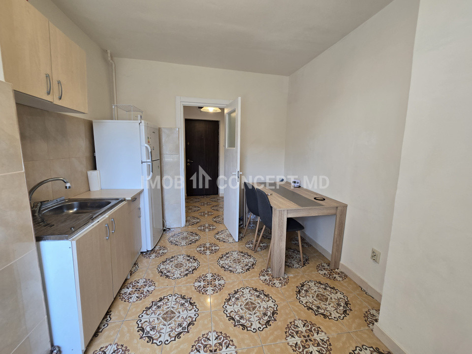 INCHIRIERE apartament 2 camere zona  Republicii-Pta M Viteazul