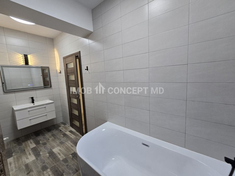 Vanzare apartament 3 camere, bloc 2018,  in Ploiesti, zona 9 Mai