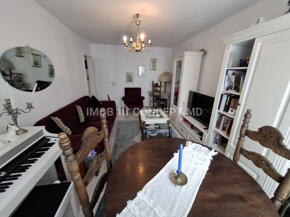 INCHIRIERE apartament 3 camere cochet in Ploiesti, zona Paltinis