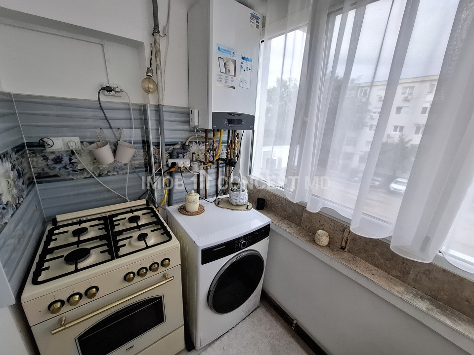 INCHIRIERE apartament 3 camere cochet in Ploiesti, zona Paltinis