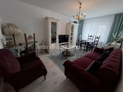 INCHIRIERE apartament 3 camere cochet in Ploiesti, zona Paltinis