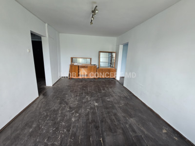 Vanzare apartament 2 camere in zona Nord-Piata