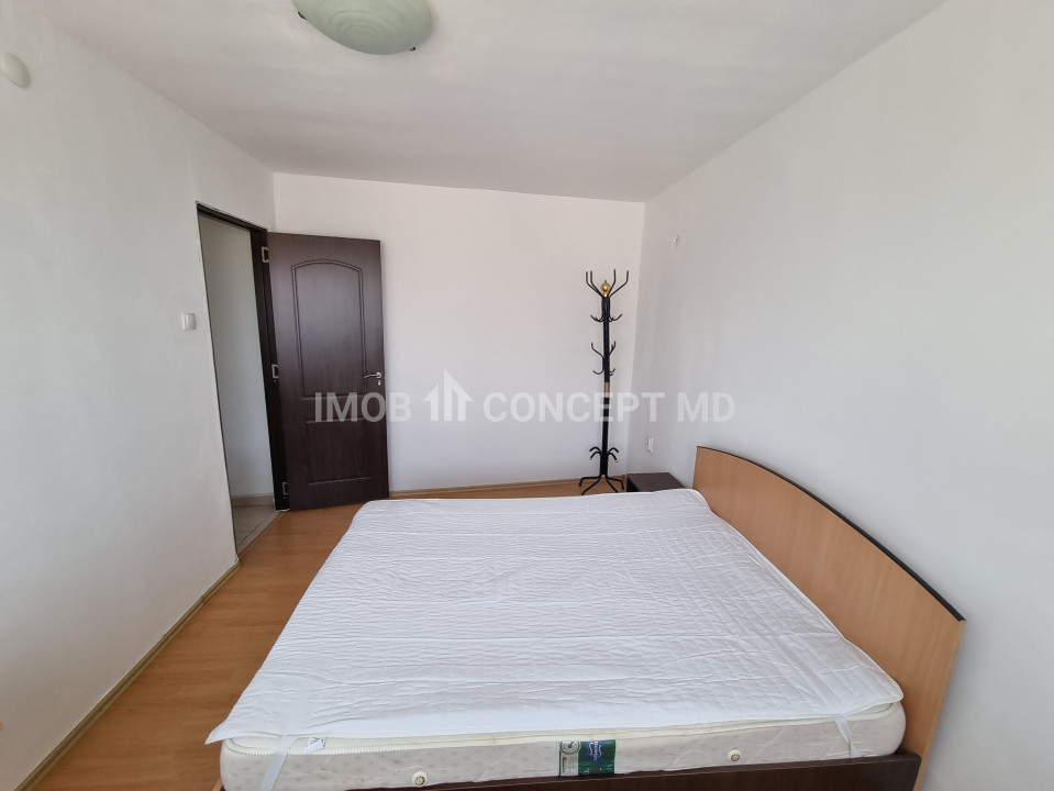 INCHIRIERE apartament 2 camere in bloc la curte zona M Bravu