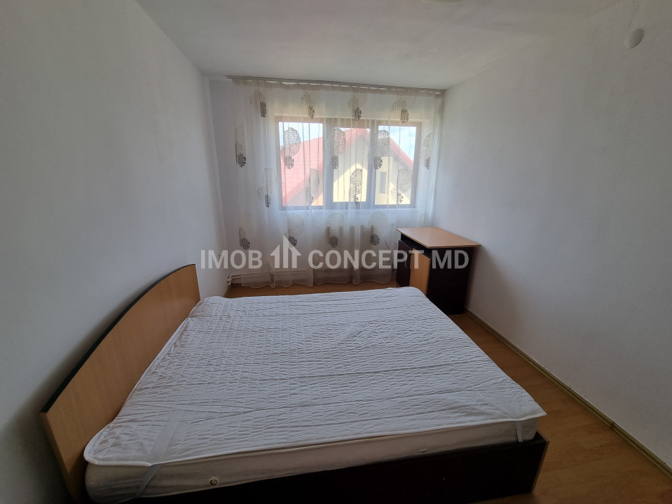 INCHIRIERE apartament 2 camere in bloc la curte zona M Bravu