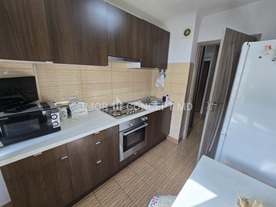 INCHIRIERE APARTAMENT 2 CAMERE modern, zona Republicii-Mega Image