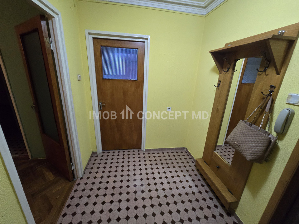 INCHIRIERE apartament 2 camere nemobilat in zona Cantacuzino