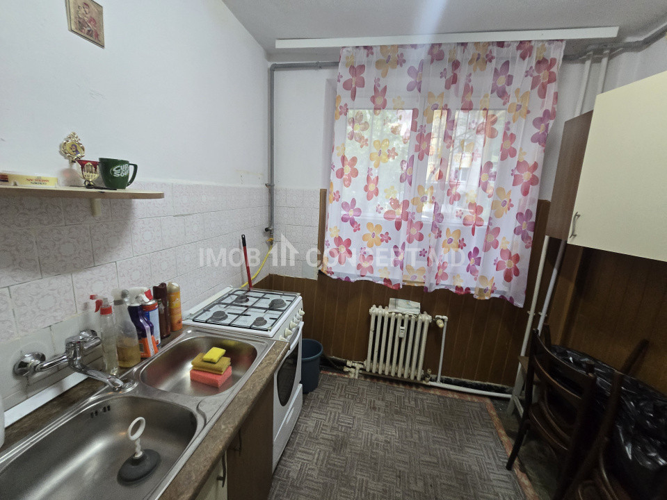 Vanzare apartament 3 camere in zona de Nord-CINA