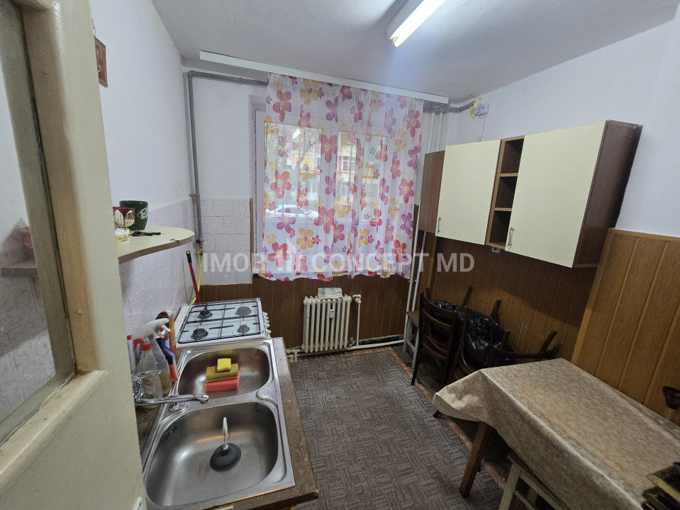 Vanzare apartament 3 camere in zona de Nord-CINA