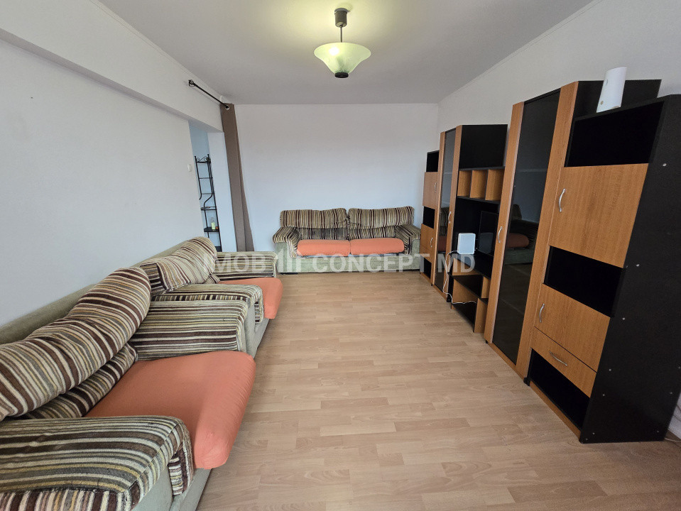 INCHIRIERE APARTAMENT 2 camere spatios in zona Republicii