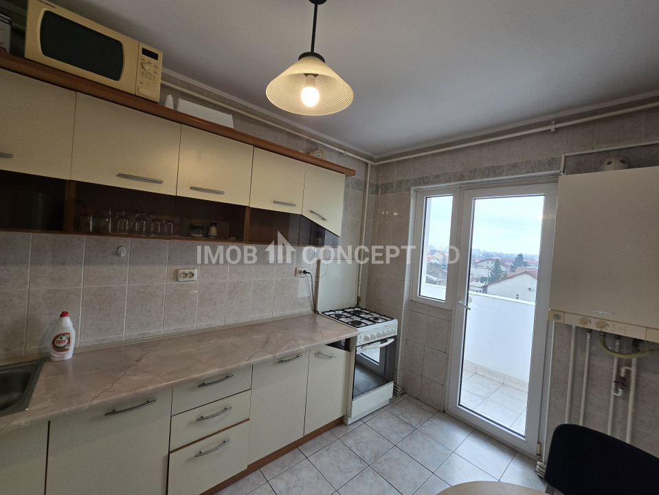 INCHIRIERE APARTAMENT 2 camere spatios in zona Republicii