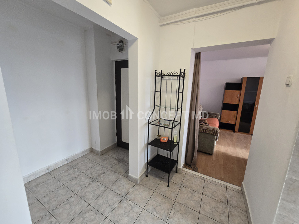 INCHIRIERE APARTAMENT 2 camere spatios in zona Republicii