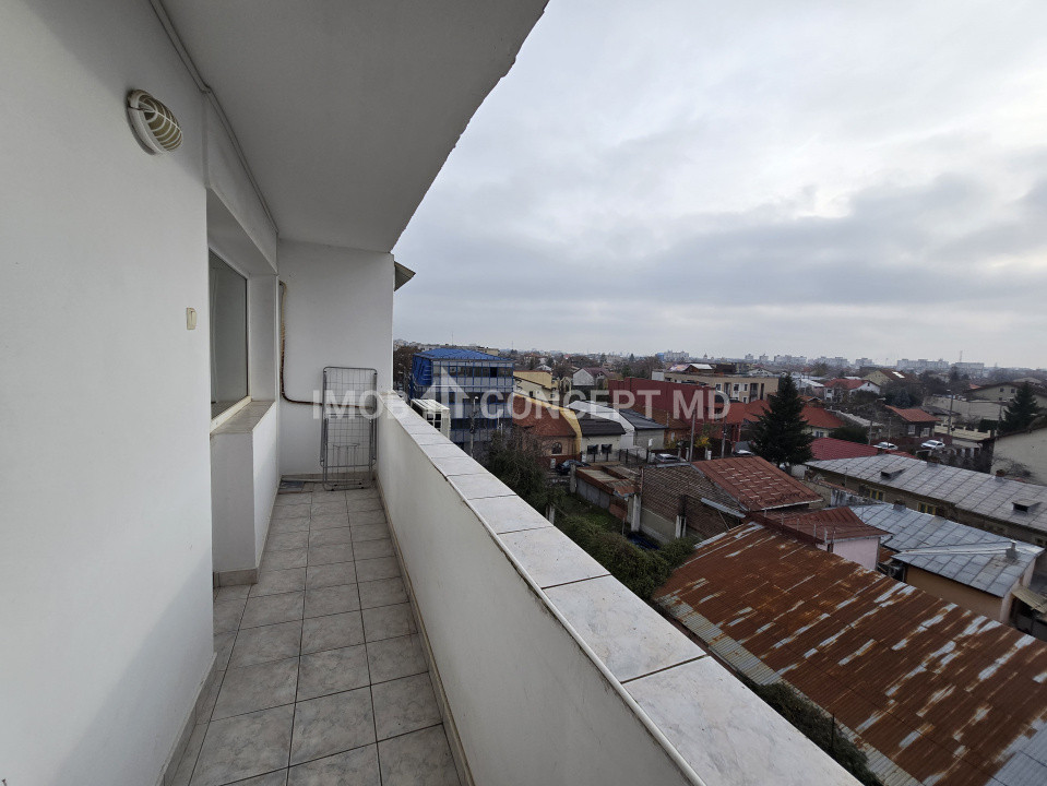 INCHIRIERE APARTAMENT 2 camere spatios in zona Republicii