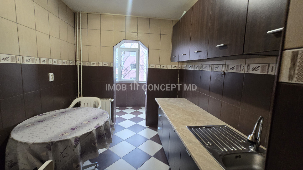 INCHIRIERE APARTAMENT 2 camere in zona M Rosu
