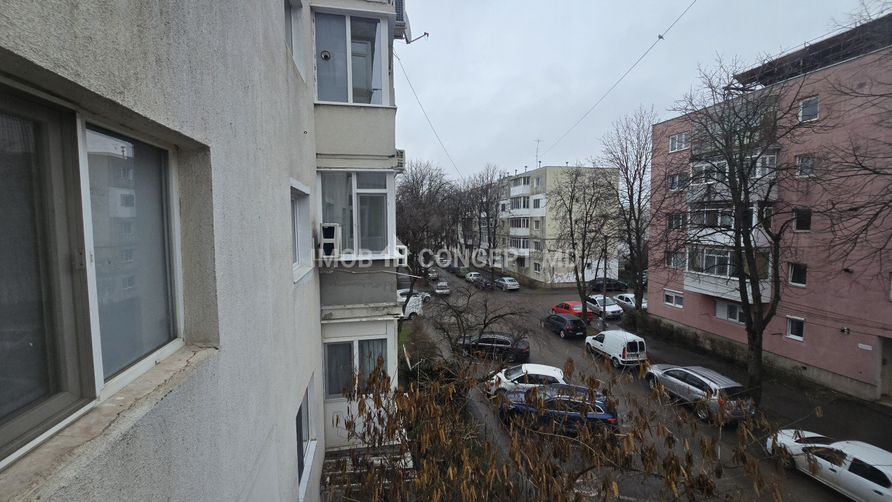 INCHIRIERE APARTAMENT 2 camere in zona M Rosu