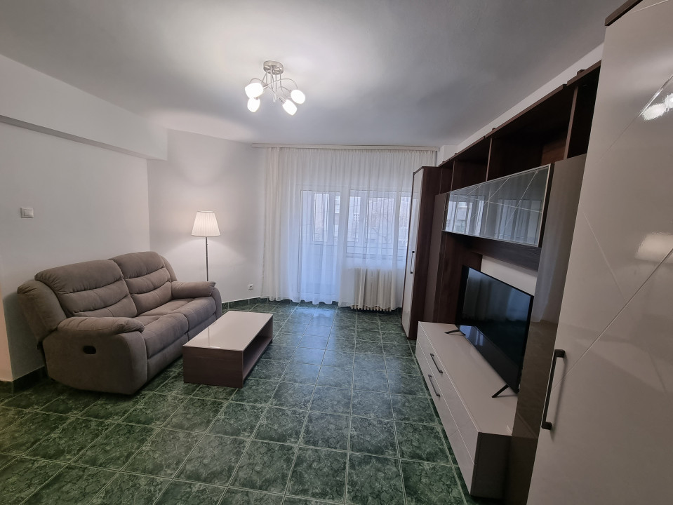 Inchiriere apartament 3 camere, modern in zona Ultracentrala