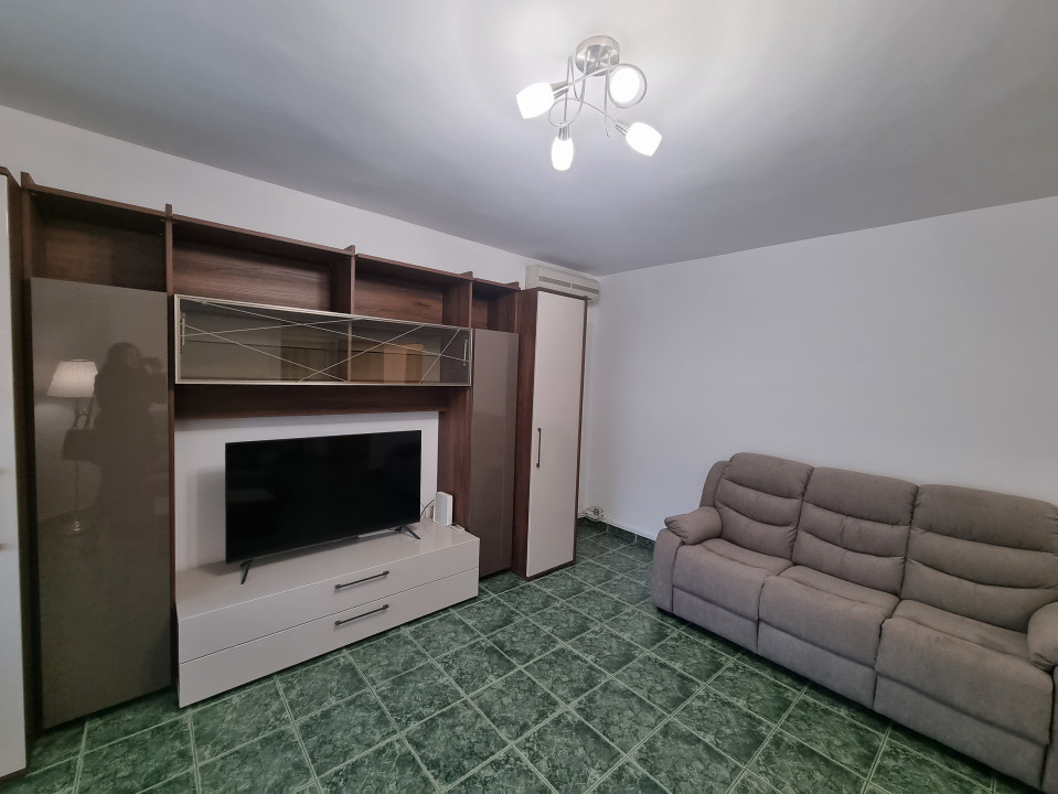 Inchiriere apartament 3 camere, modern in zona Ultracentrala