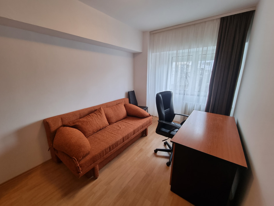 Inchiriere apartament 3 camere, modern in zona Ultracentrala