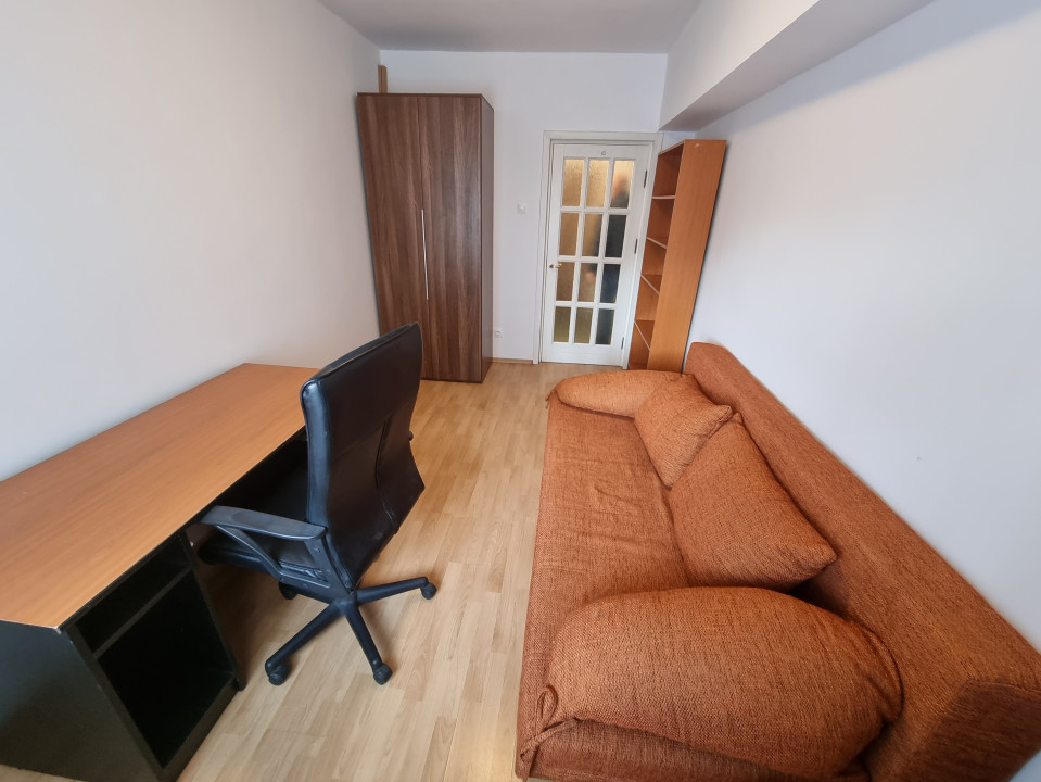 Inchiriere apartament 3 camere, modern in zona Ultracentrala