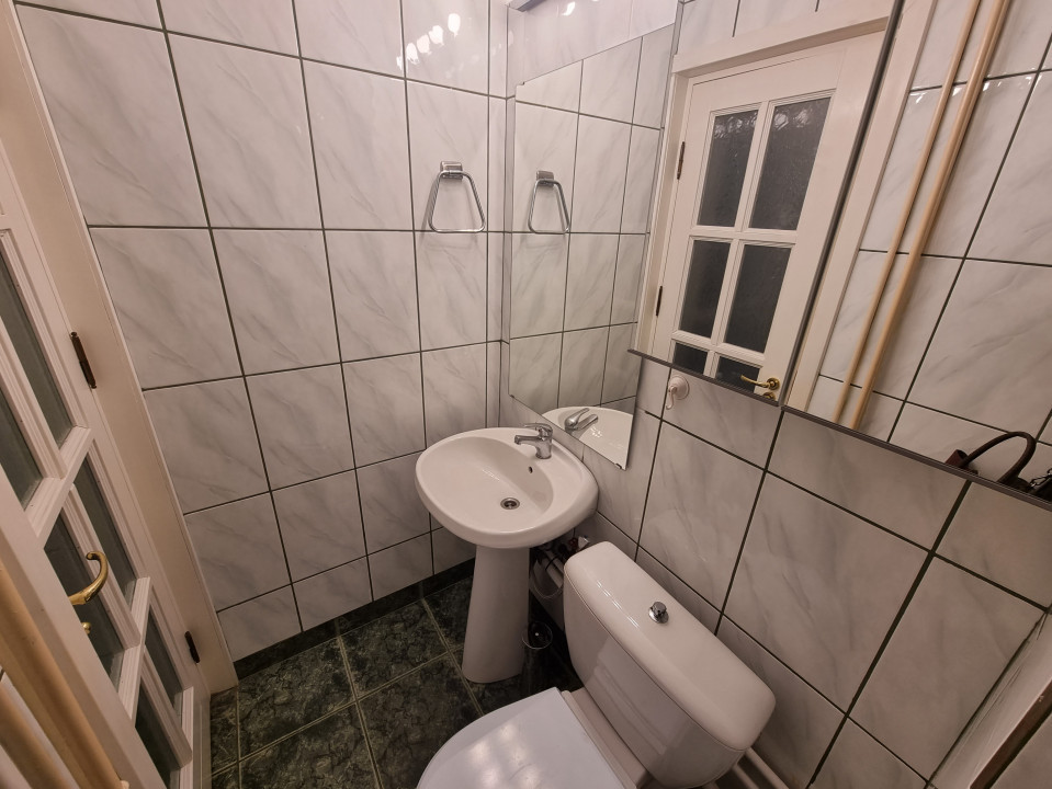 Inchiriere apartament 3 camere, modern in zona Ultracentrala