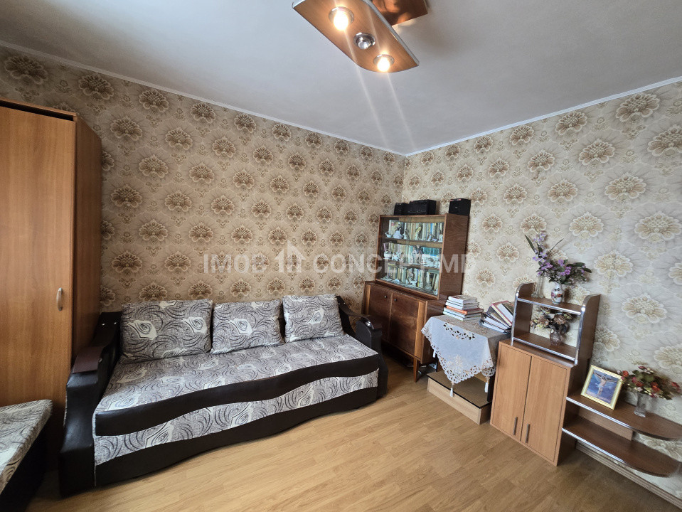 Vanzare apartament 4 camere, cu vedere panoramica, in zona Eroilor Ploiesti