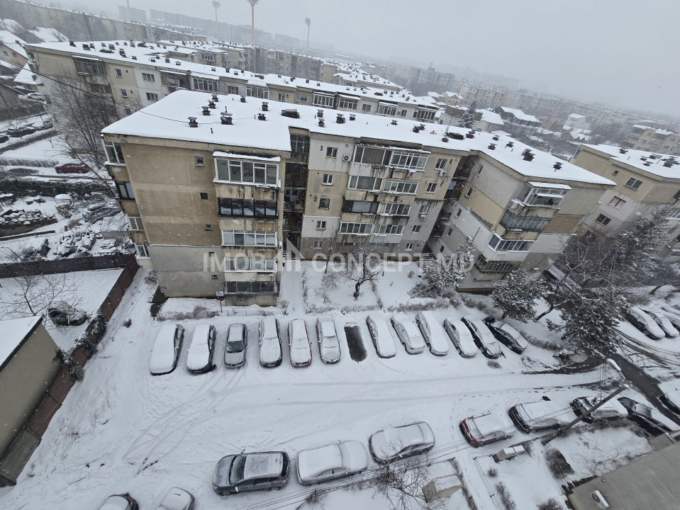 Vanzare apartament 4 camere, cu vedere panoramica, in zona Eroilor Ploiesti