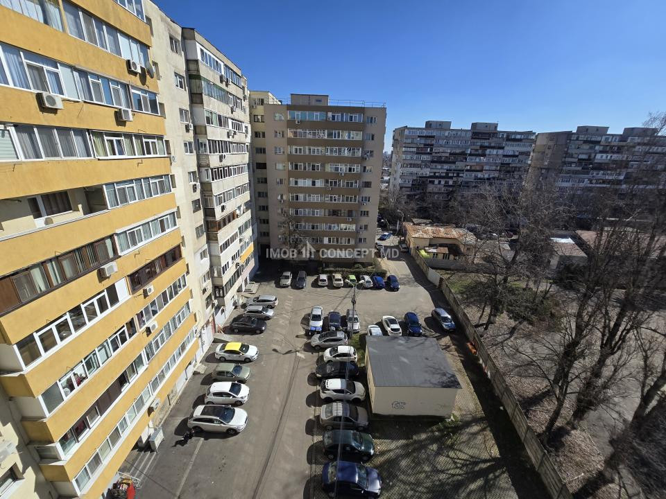 VANZARE APARTAMENT 4 CAMERE zona REUBLICII-NORD