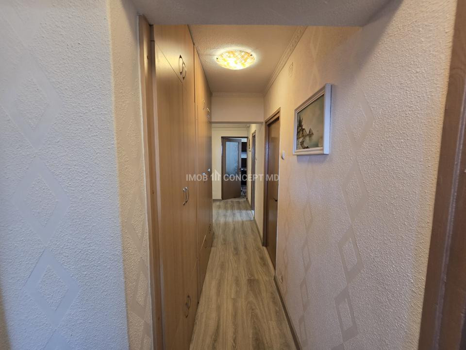VANZARE APARTAMENT 4 CAMERE zona REUBLICII-NORD