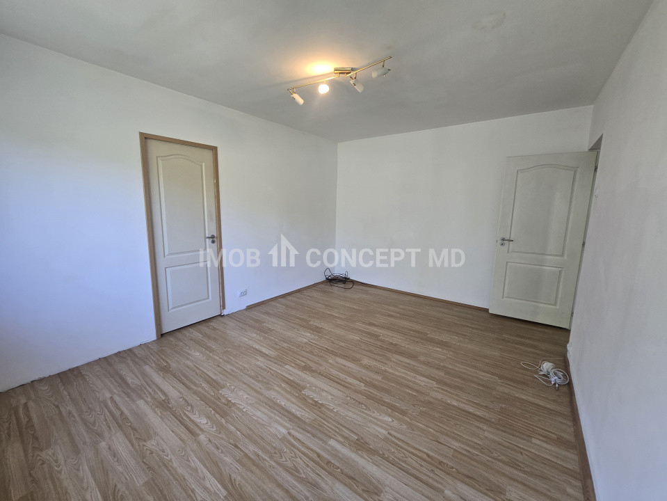 VANZARE apartament 2 camere renovat, in zona Marasesti
